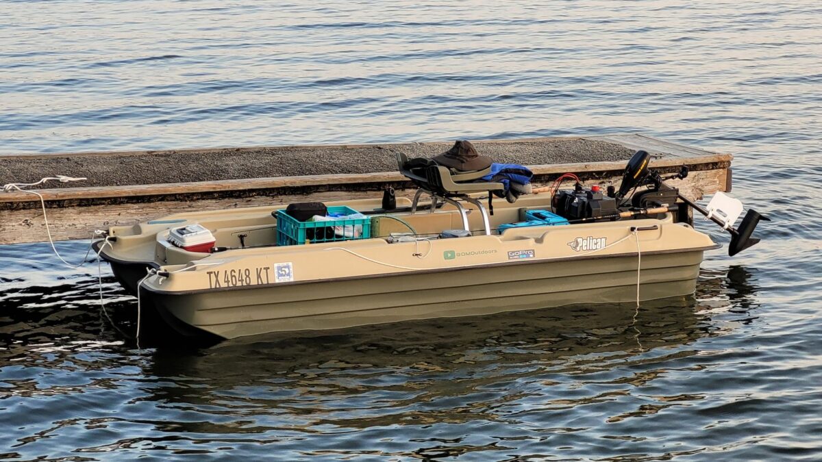 bass fishing boat lake