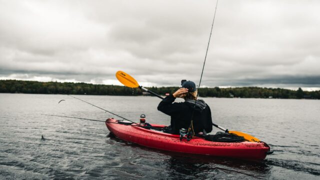 Portable and Castable Fish Finders for Kayak and Shore: What They Can and Cannot Do
